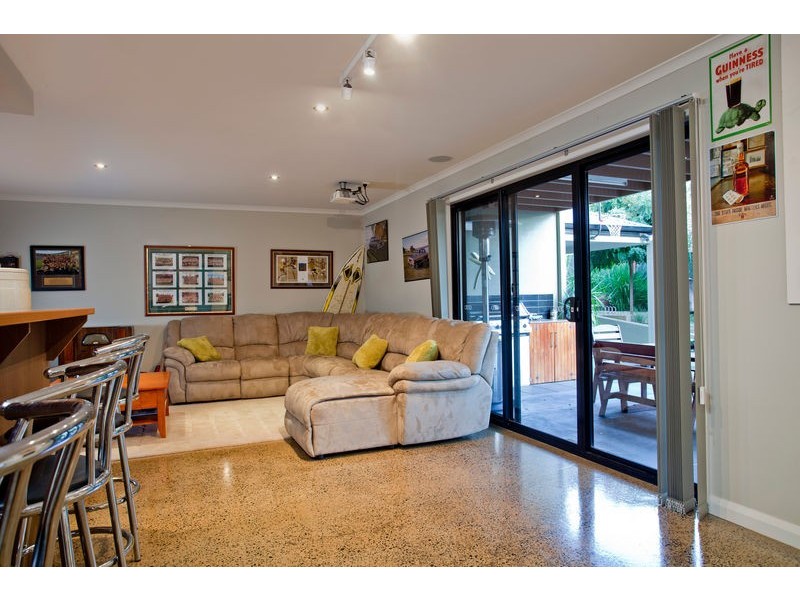 4 Elwood Drive, Strathdale VIC 3550