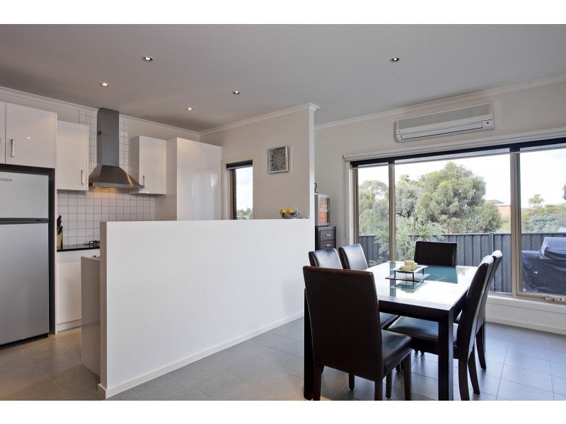 35 Wilmot Street, Golden Square VIC 3555