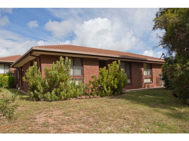 106 Crook Street, Strathdale VIC 3550