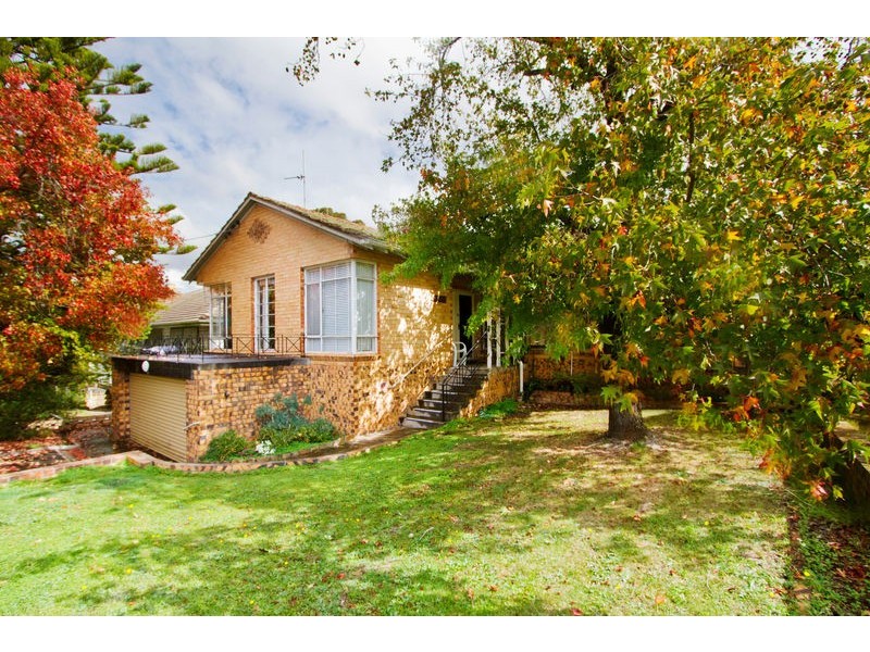 9 Kara Street, Kennington VIC 3550