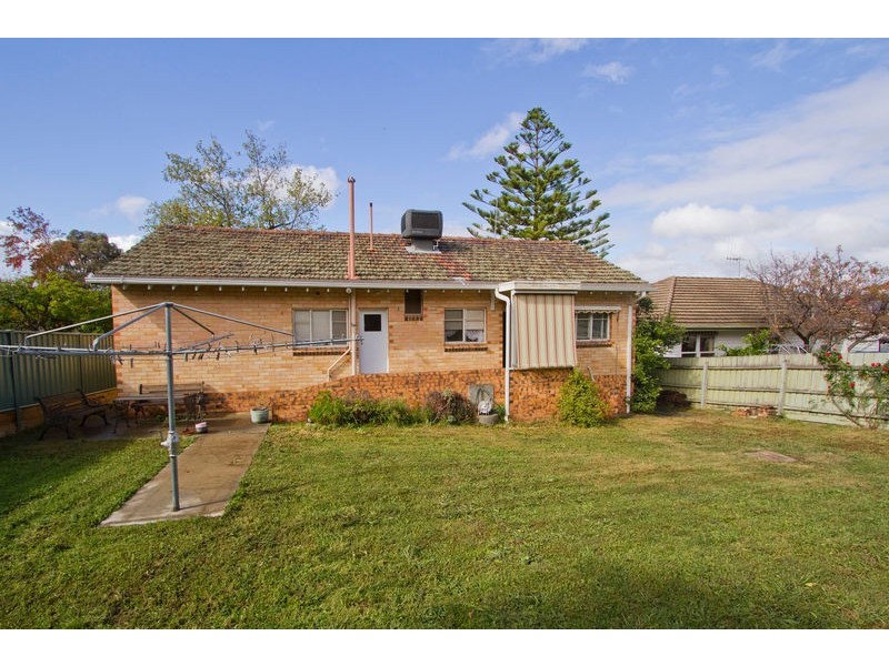 9 Kara Street, Kennington VIC 3550