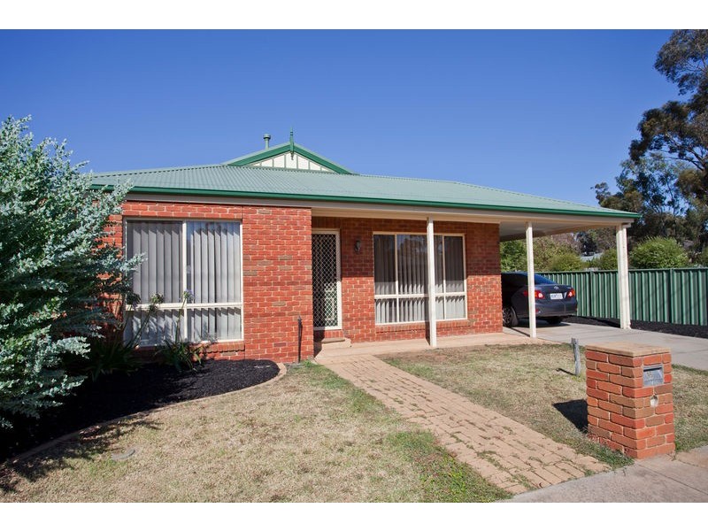 95 Olympic Parade, Kangaroo Flat VIC 3555