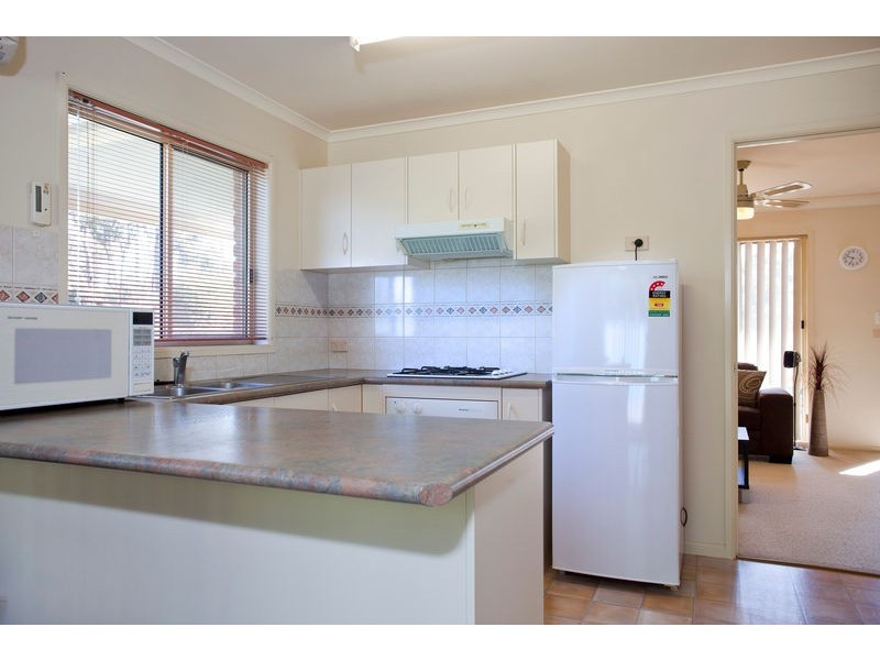 95 Olympic Parade, Kangaroo Flat VIC 3555