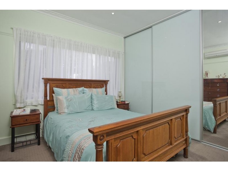 12 Curtin Street, Flora Hill VIC 3550