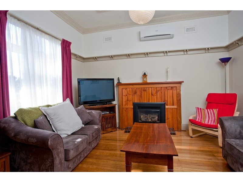 253 MacKenzie Street, Golden Square VIC 3555