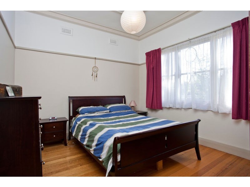 253 MacKenzie Street, Golden Square VIC 3555