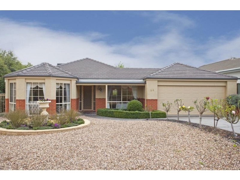 24 Annabell Court, Spring Gully VIC 3550