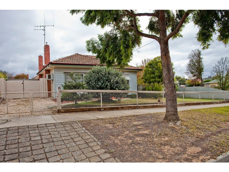11 Reverie Street, California Gully VIC 3556