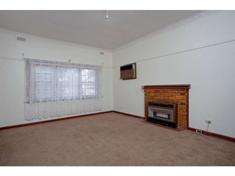 11 Reverie Street, California Gully VIC 3556