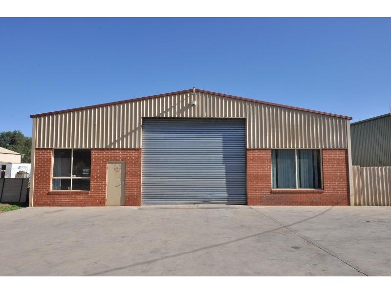233 Woodward Road, Golden Square VIC 3555