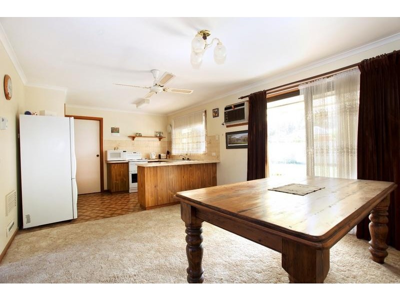 61 Strickland Street, Epsom VIC 3551