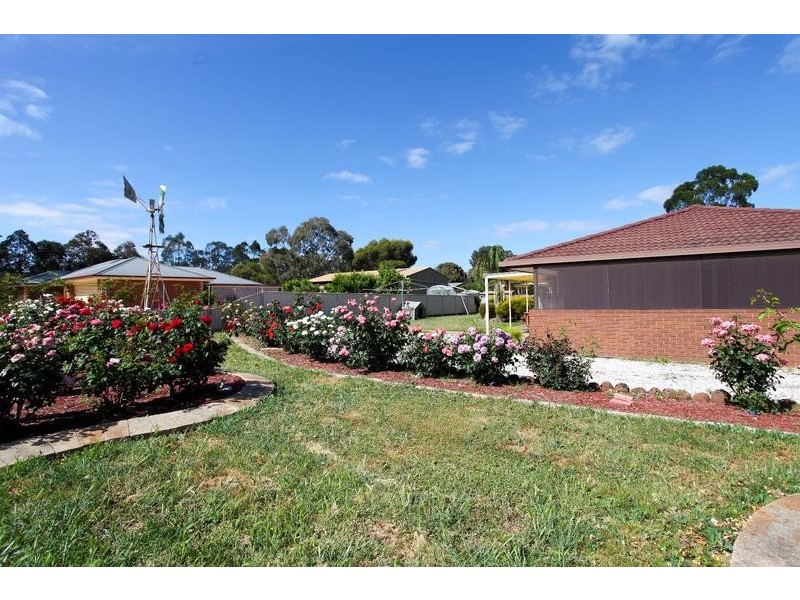 61 Strickland Street, Epsom VIC 3551