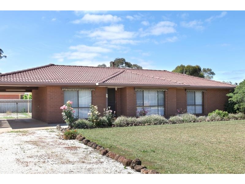 61 Strickland Street, Epsom VIC 3551