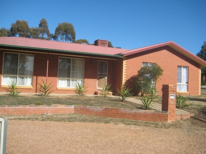 1 Lyn Maree Court, Golden Square VIC 3555