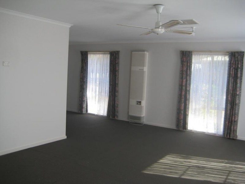 1 Lyn Maree Court, Golden Square VIC 3555