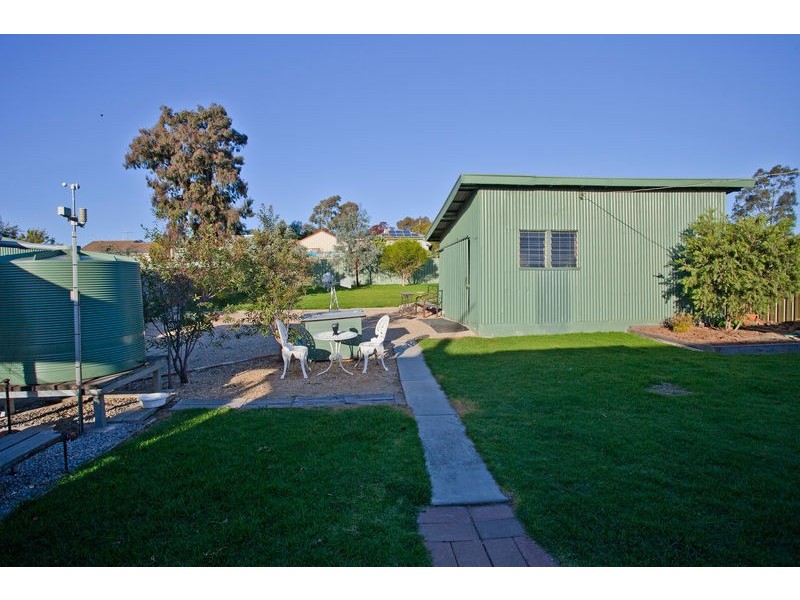 9 Benjamin Street, Kangaroo Flat VIC 3555