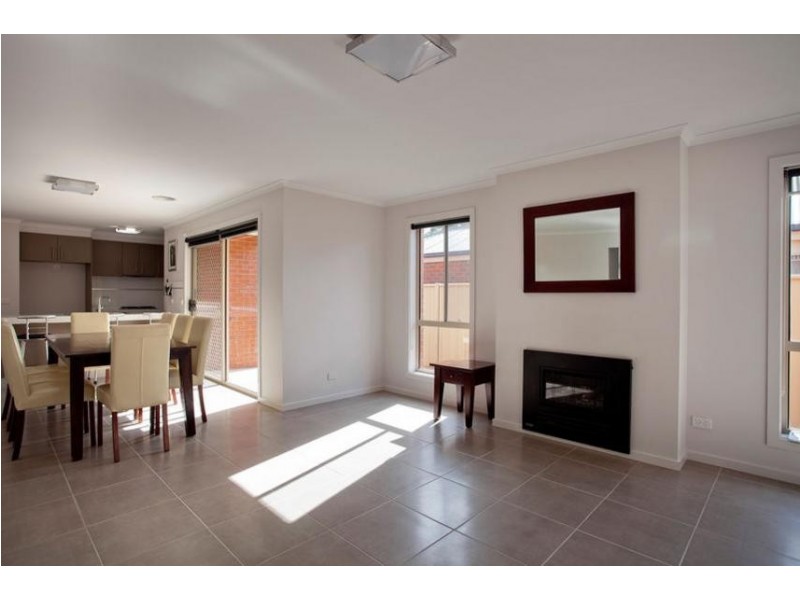 4 Weeroona Keys, East Bendigo VIC 3550