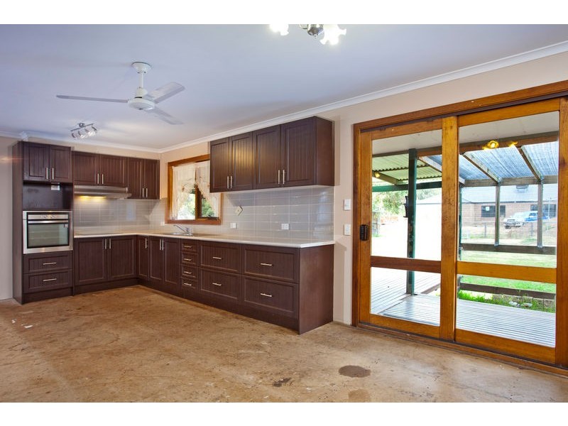 5 Settlers Place, Maiden Gully VIC 3551