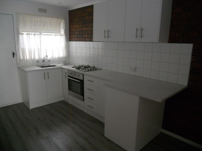 4/8 Murphy Street, Kennington VIC 3550