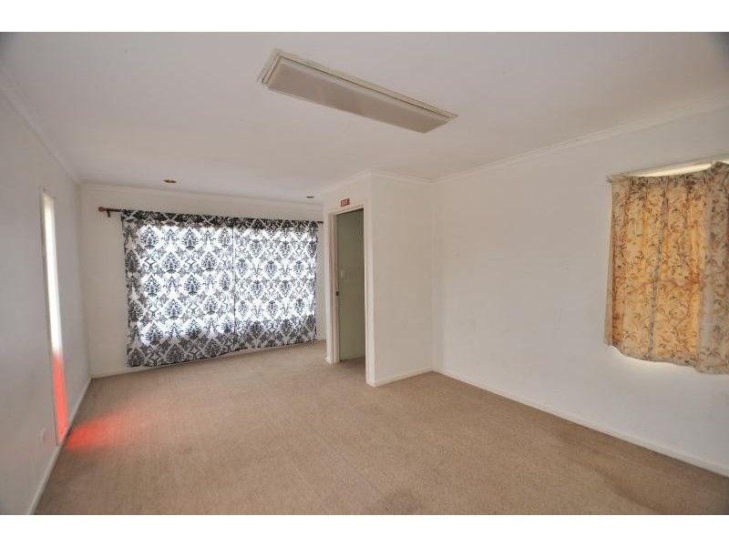 68 Hattam Street, Golden Square VIC 3555