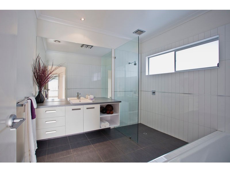 37 Alexander Close, Strathfieldsaye VIC 3551