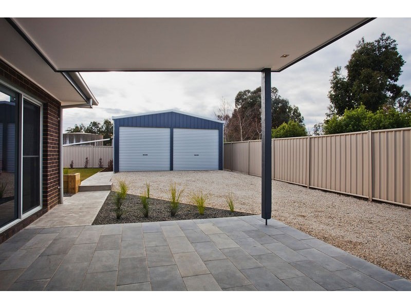 37 Alexander Close, Strathfieldsaye VIC 3551