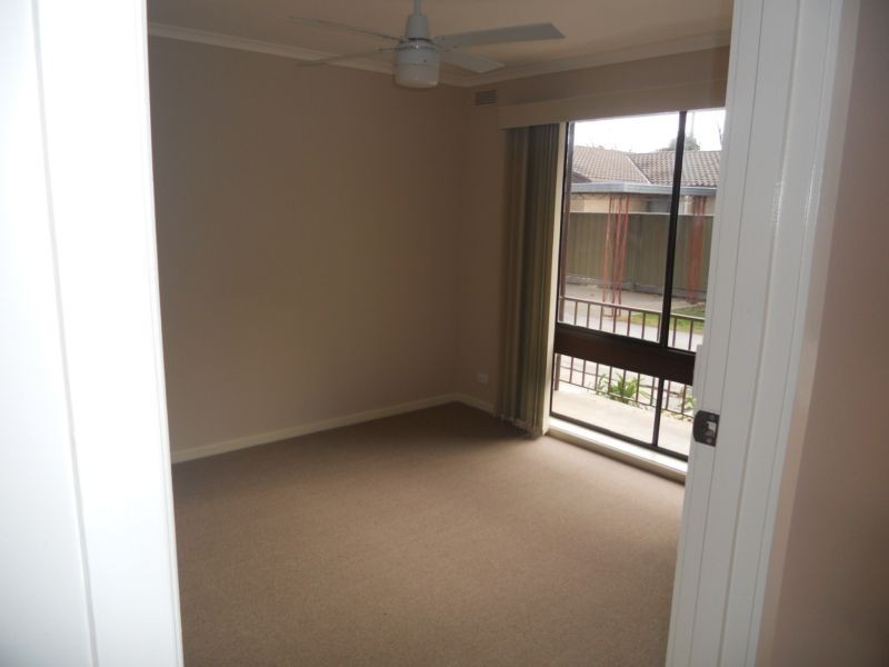 3/8 Murphy Street, Kennington VIC 3550