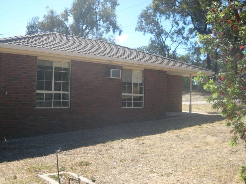 1/8 Biggs Court, Flora Hill VIC 3550