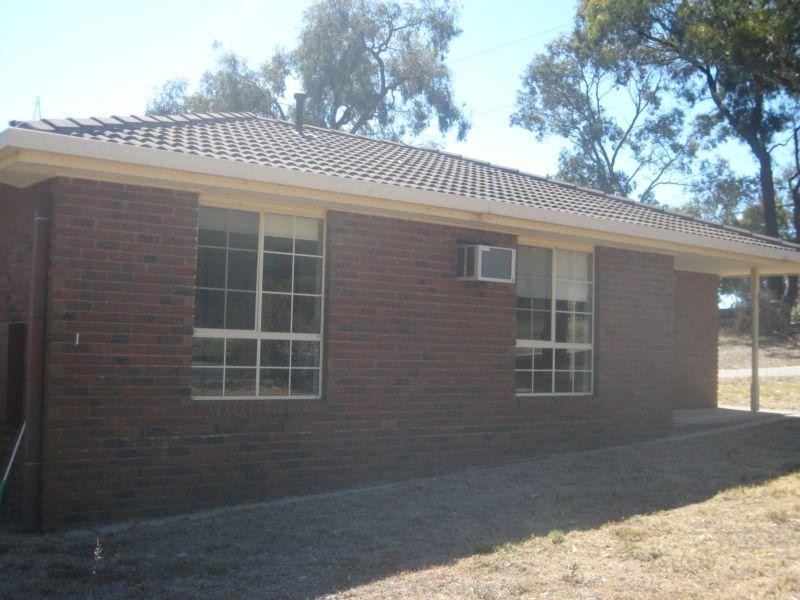 1/8 Biggs Court, Flora Hill VIC 3550