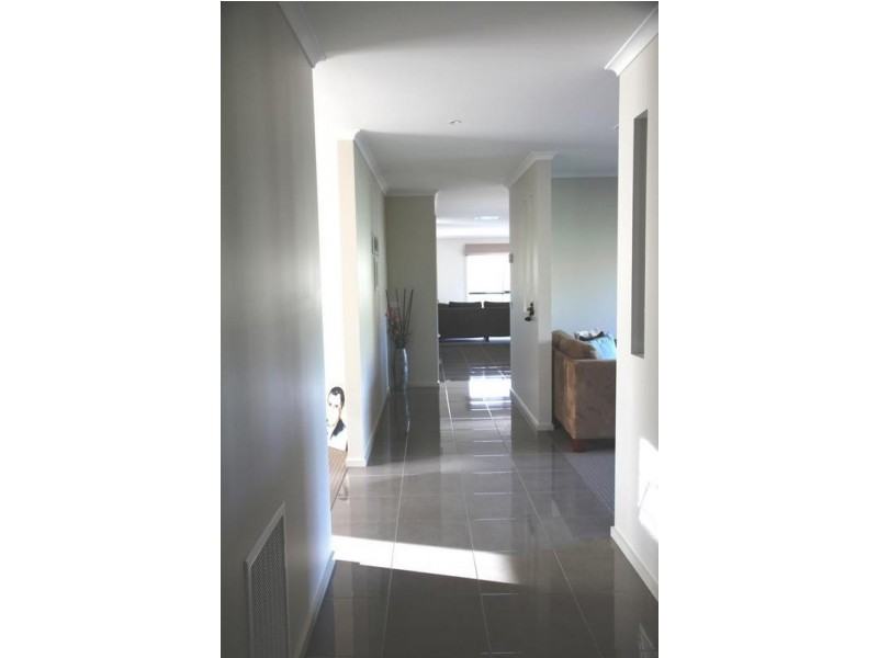 30 Lanark Drive, Junortoun VIC 3551