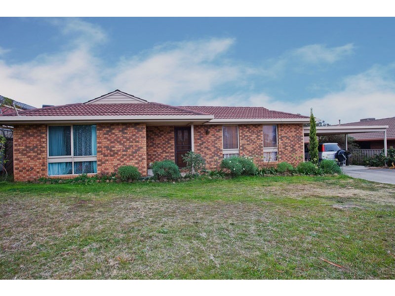 23 Balmoral Drive, Golden Square VIC 3555