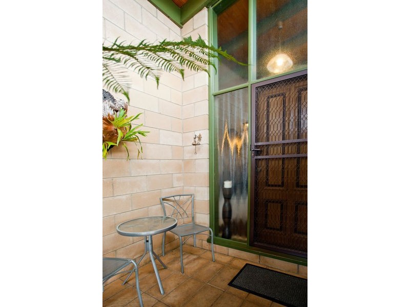 18 William Drive, Kangaroo Flat VIC 3555