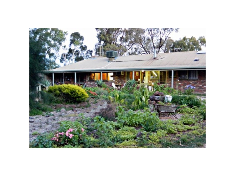 163 Longs Road, Serpentine VIC 3517