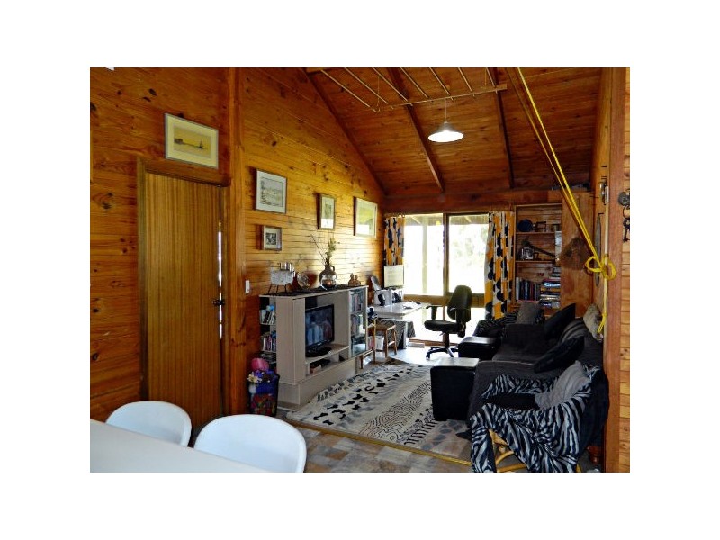 163 Longs Road, Serpentine VIC 3517