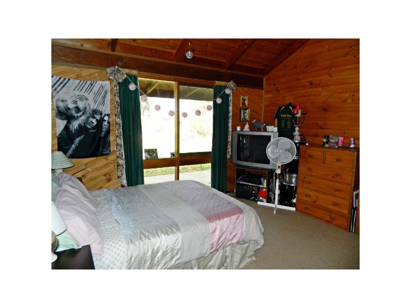 163 Longs Road, Serpentine VIC 3517