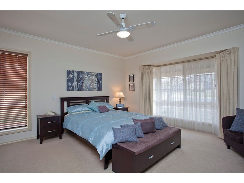 1 Wilton Court, Golden Square VIC 3555