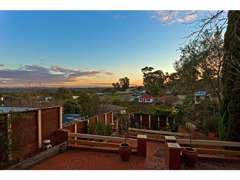 3 Mayo Court, Golden Square VIC 3555