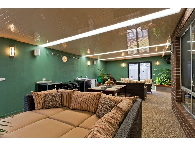 8 Huntingdale Avenue, Eaglehawk VIC 3556