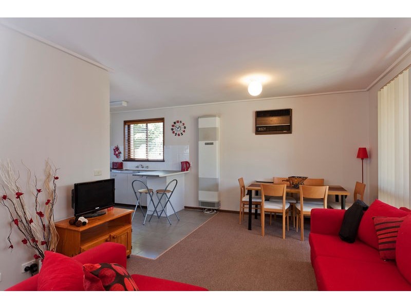 1/1 Mijuda Court, Flora Hill VIC 3550