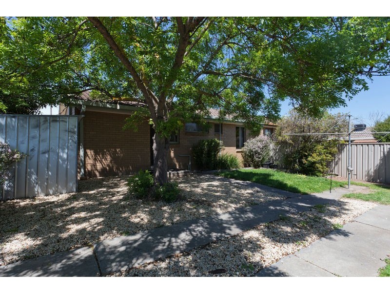 1/1 Mijuda Court, Flora Hill VIC 3550