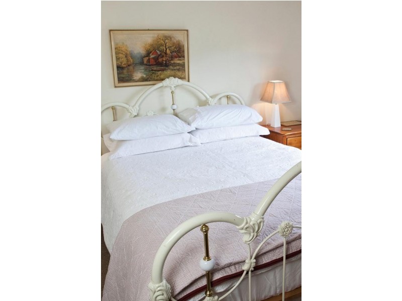 14 Carolin Street, Flora Hill VIC 3550