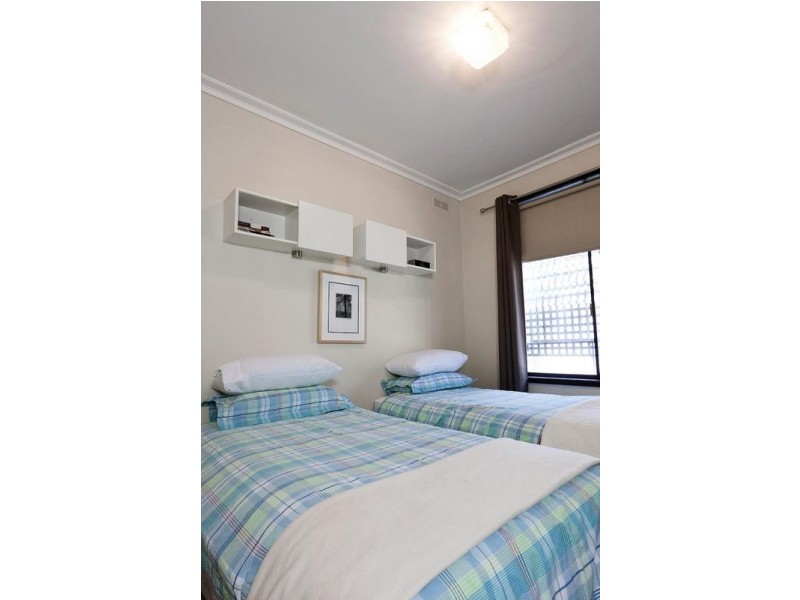 14 Carolin Street, Flora Hill VIC 3550