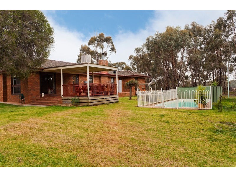 15 Boyds Road, Lockwood VIC 3551