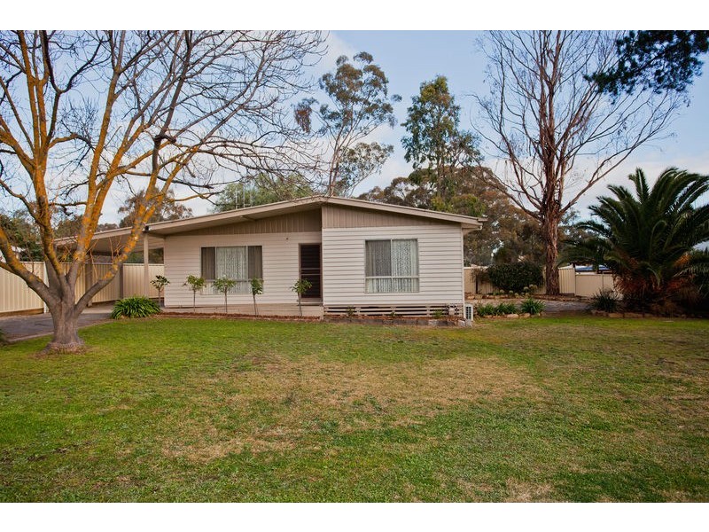 10 Joachim Lane, Spring Gully VIC 3550
