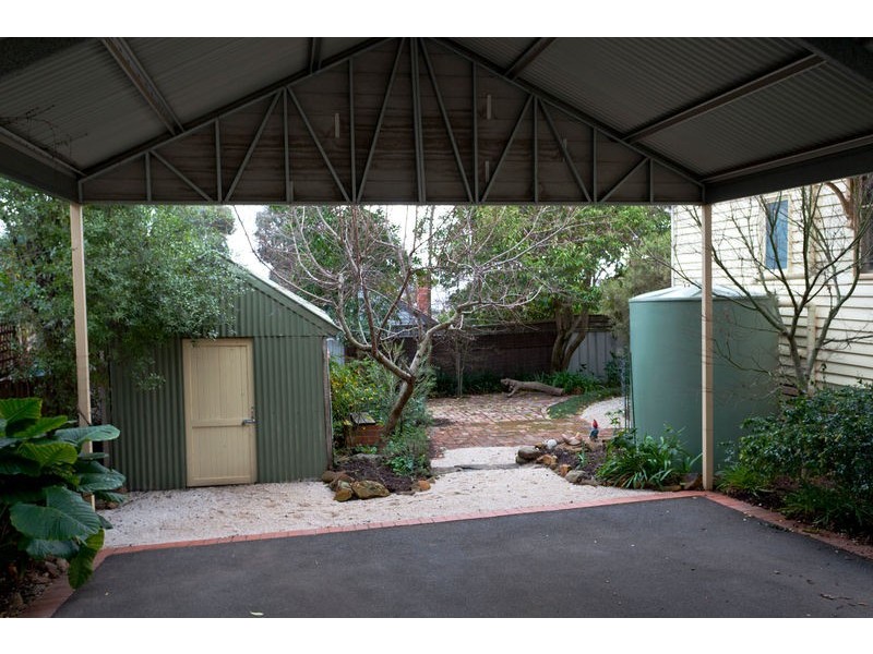 20 Horace Street, Quarry Hill VIC 3550