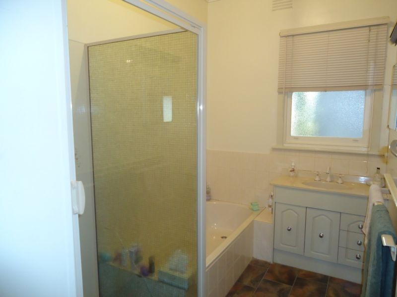 15 Inglewood Street, Golden Square VIC 3555