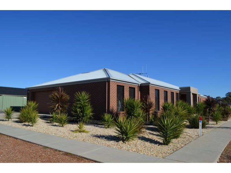28 Lower Beckhams Road, Maiden Gully VIC 3551