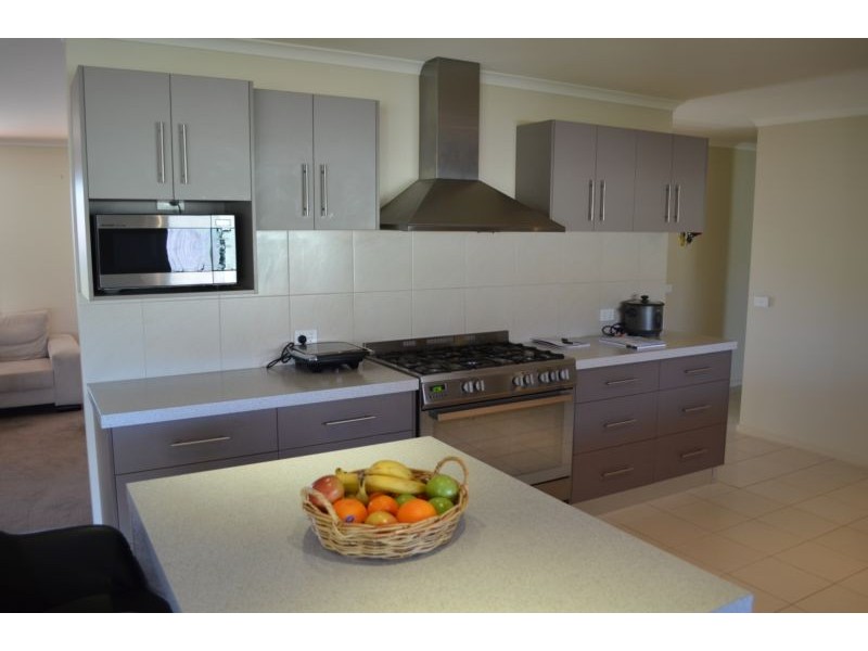 28 Lower Beckhams Road, Maiden Gully VIC 3551