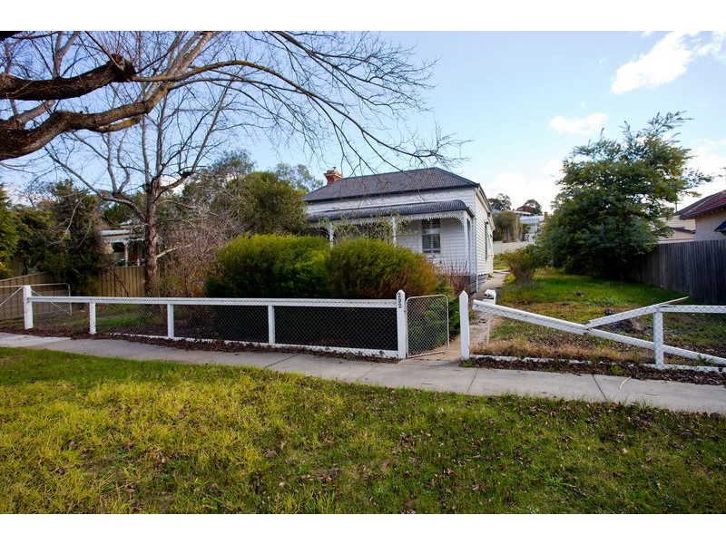 292 MacKenzie Street, Golden Square VIC 3555