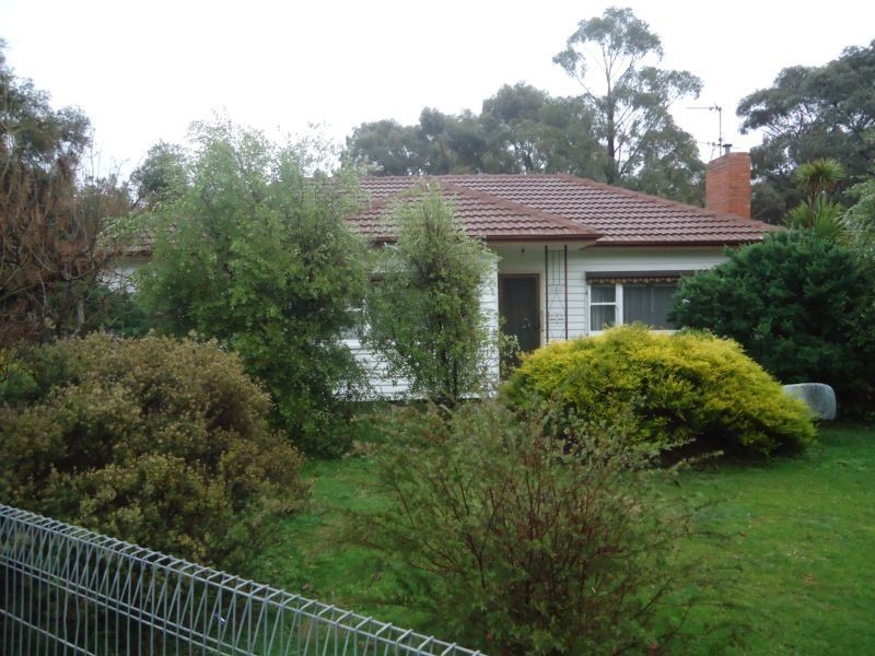 10 Morrison Street, Kangaroo Flat VIC 3555